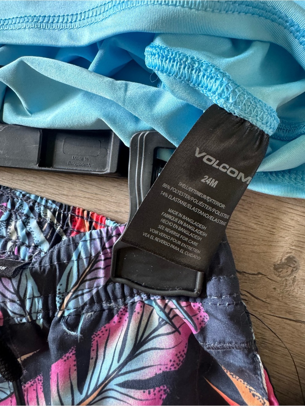 Volcom | 24mo Rash Guard Set - Picture 7 of 7